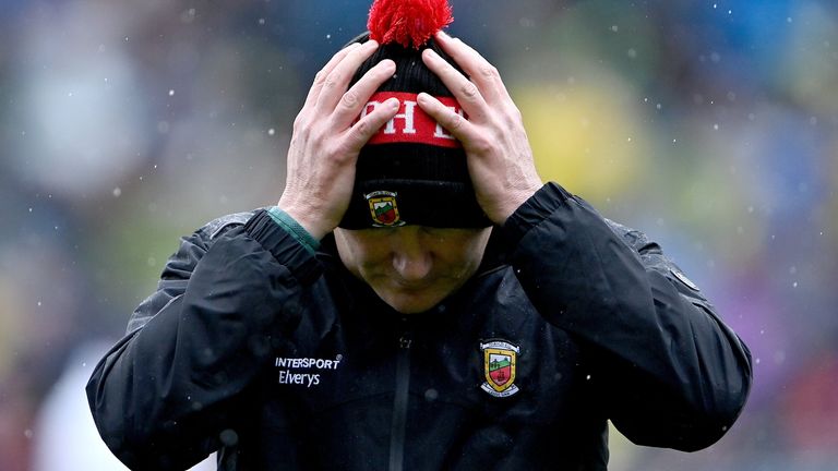 26 June 2022; Mayo manager James Horan puts on his hat before the GAA Football All-Ireland Senior Championship Quarter-Final match between Kerry and Mayo at Croke Park, Dublin. Photo by Piaras .. M..dheach/Sportsfile