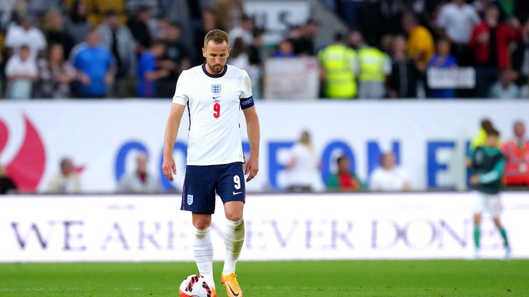 Harry Kane echoed Southgate&#39;s pleas for fans to stick with England