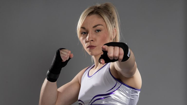 Lauren Price ingin pertarungan mudik di Wales saat dia membawa karir pro ke level berikutnya |  Berita Tinju