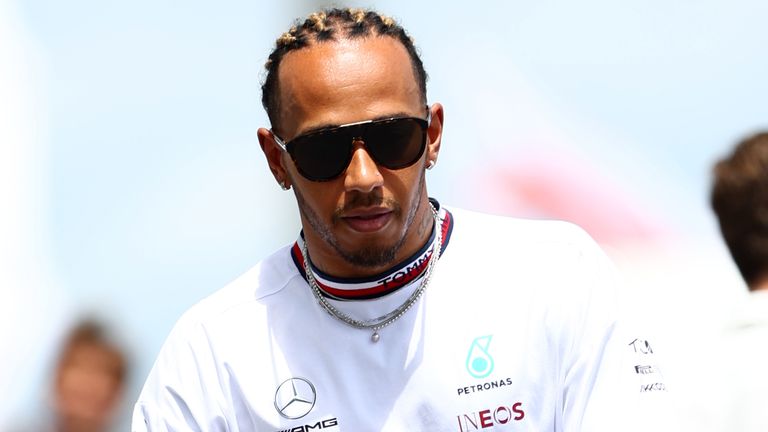 Lewis Hamilton likens in-team 'silly season' to NFL player trading :  PlanetF1