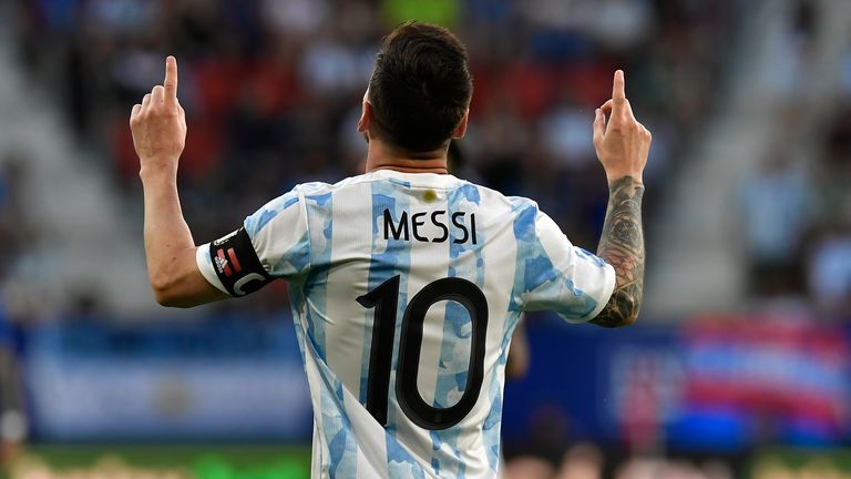 Lionel Messi anotó cuatro en el triunfo de Argentina sobre Estonia