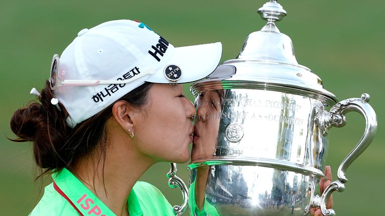 Minjee Lee, of Australia, kisses the Harton S. Semple Trophy after Lee won the final round of the U.S. Women&#39;s Open golf tournament at the Pine Needles Lodge & Golf Club in Southern Pines, N.C., on Sunday, June 5, 2022. Minjee Lee, of Australia, won the match. (AP Photo/Steve Helber)
