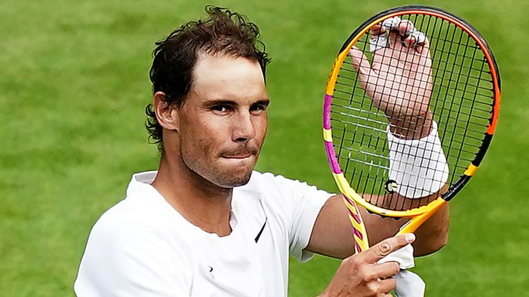 Rafael Nadal wins first round Wimbledon 2022