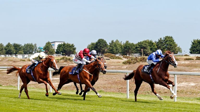 Doyle on board The City&#39;s Phantom (red cap) at Yarmouth