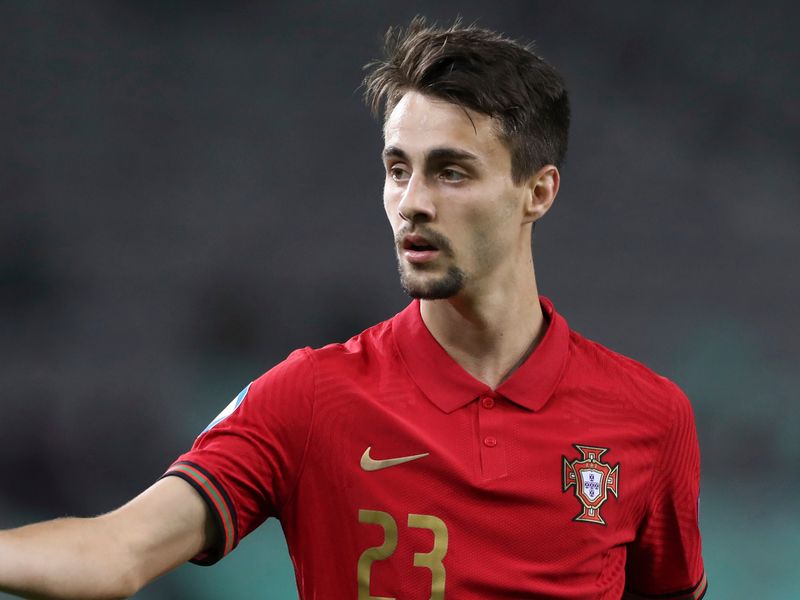 Fabio Vieira: Arsenal confirm £34m purchase of Porto midfielder, Football  News