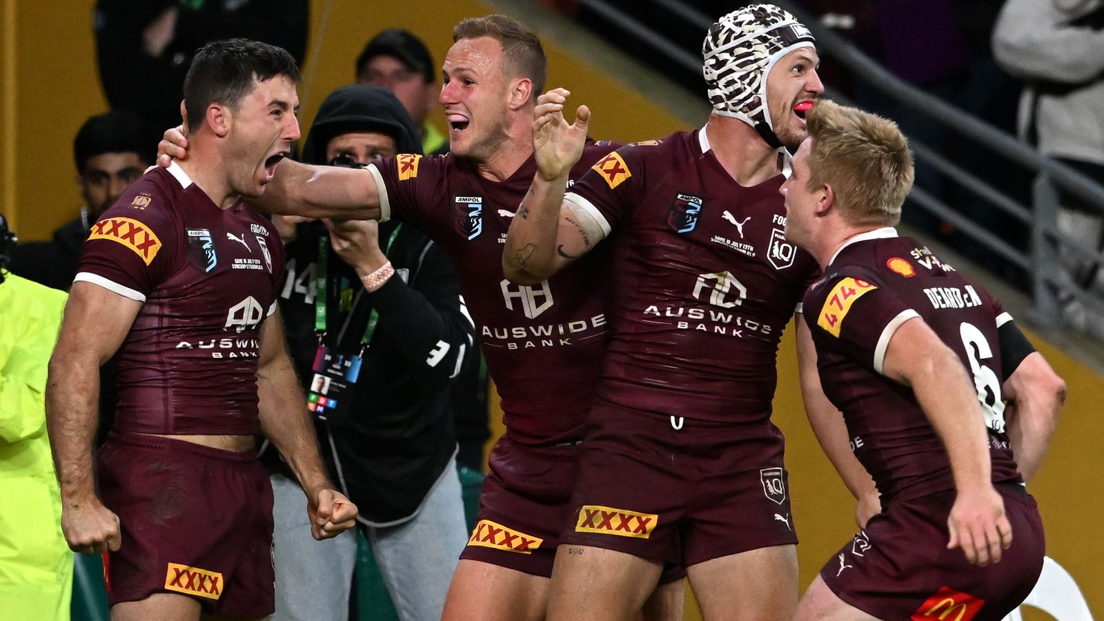 State of Origin: Queensland seal 2-1 series triumph with epic win over New South Wales in Brisbane