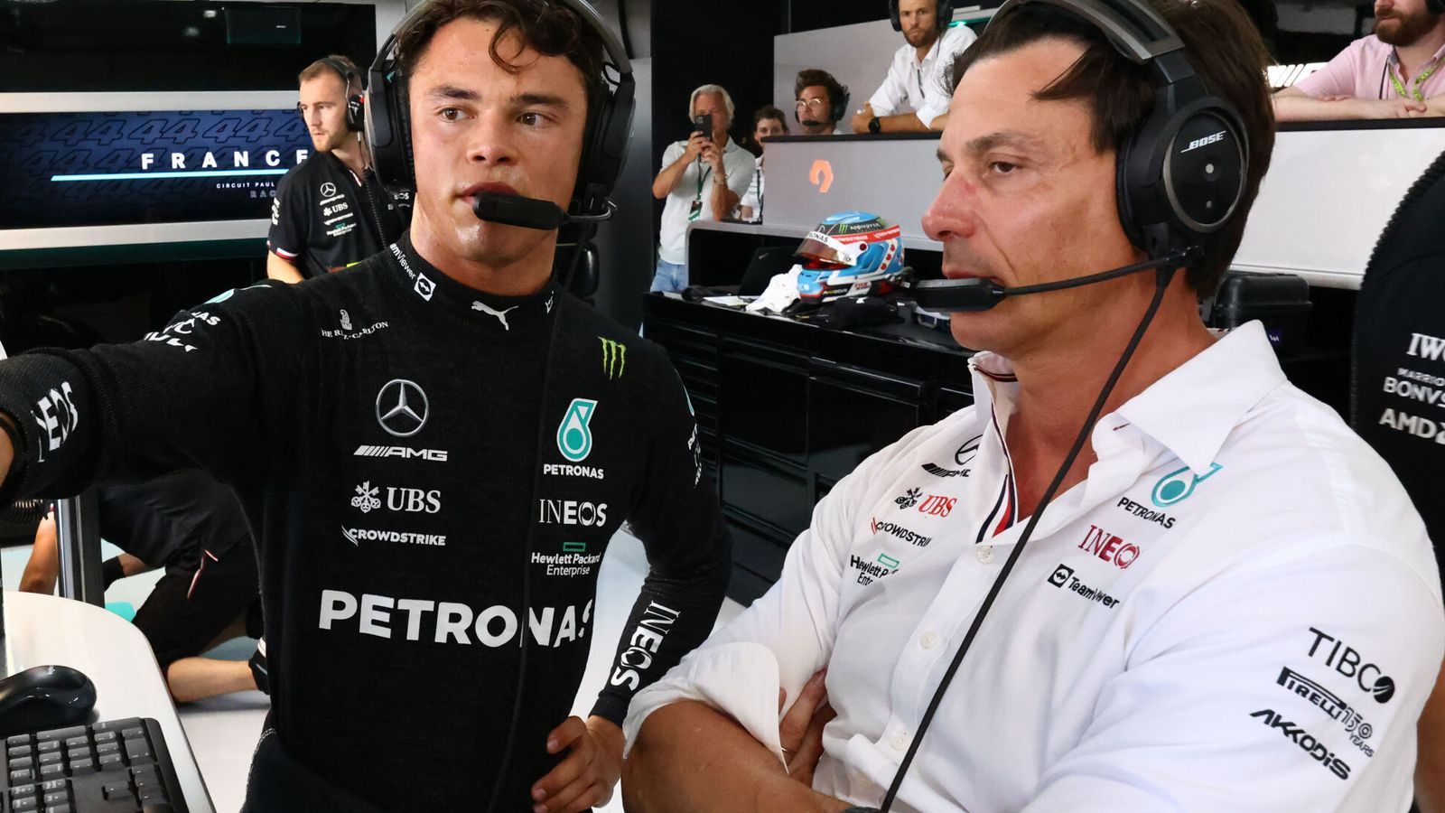 Mercedes satisfaite des progrès de Nyck de Vries mais admet qu’ils pourraient “le laisser partir” s’il ne parvient pas à décrocher un siège en F1