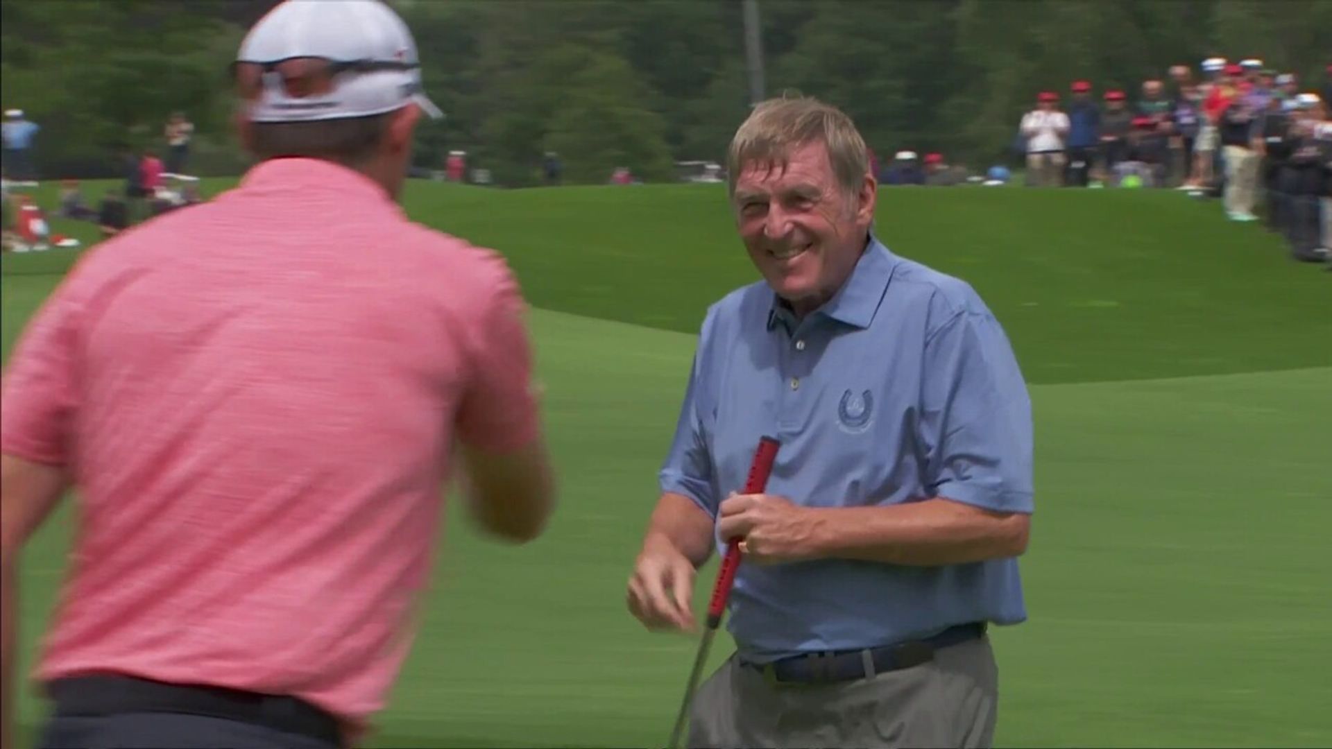 Dalglish holes impressive Pro-Am putt!