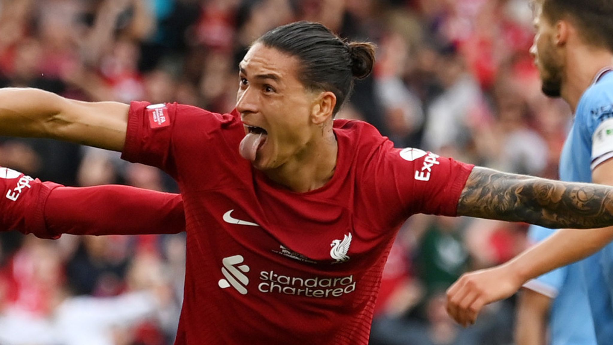 Liverpool 3-1 Man City: Darwin Nunez's dramatic late cameo helps Reds to Community Shield win - Football News - Sky Sports