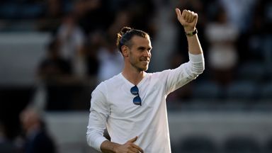 Bale presented to LAFC fans