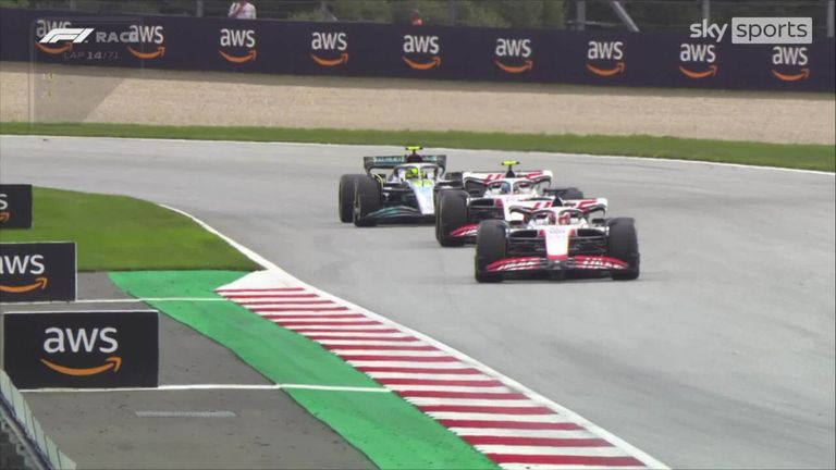 Lewis Hamilton dépasse le duo Haas de Mick Schumacher et Kevin Magnussen pour se hisser à la quatrième place du GP d'Autriche.