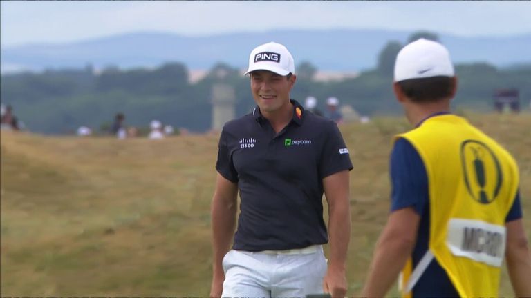 Victor Hovland picked up back-to-back birdies to take the lead of The Open Championship after holing an impressive putt on the fourth hole.