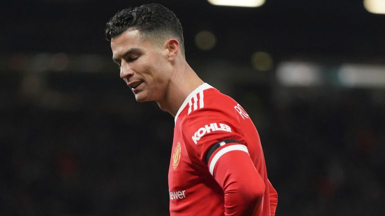 Reaksi Cristiano Ronaldo saat pertandingan babak keempat Piala FA antara Manchester United dan Middlesbrough di Old Trafford (AP)