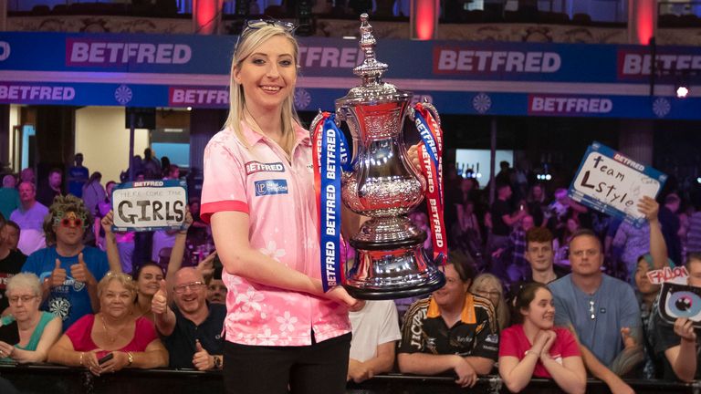 Fallon Sherrock wins the Women&#39;s World Matchplay