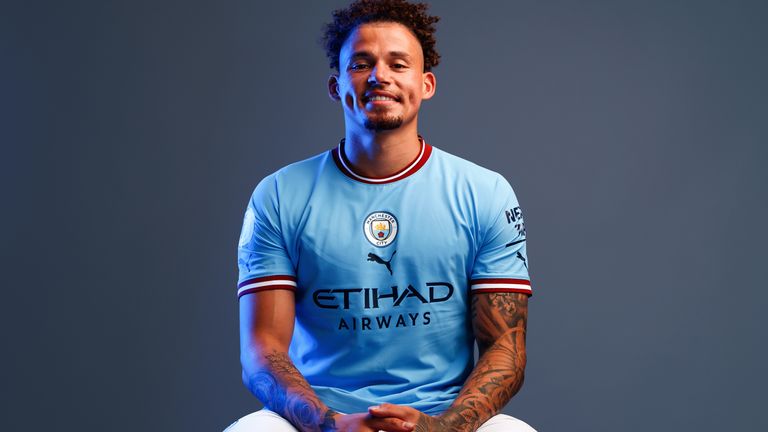 Man City sign Phillips from Leeds on six-year deal