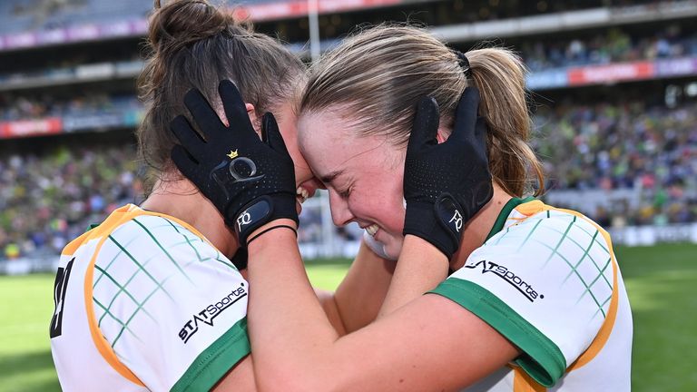31 July 2022; Meath players M..ire O'Shaughnessy, left, and Aoibh..n Cleary celebrate after their side's victory in the TG4 All-Ireland Ladies Football Senior Championship Final match between Kerry and Meath at Croke Park in Dublin. Photo by Piaras .. M..dheach/Sportsfile 
