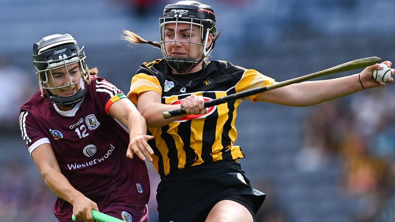 23 July 2022; Steffi Fitzgerald of Kilkenny in action against Aoife Donohue of Galway during the Glen Dimplex Senior Camogie All-Ireland Championship Semi-Final match between Galway and Kilkenny at Croke Park in Dublin. Photo by Piaras .. M..dheach/Sportsfile