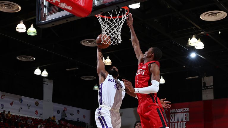  Jeriah Horne #42 of Sacramento Kings shoots the ball during the game against the Houston Rockets on July 16, 2022 at the Cox Pavilion in Las Vegas, Nevada
