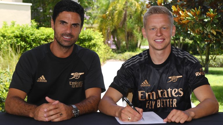 Oleksandr Zinchenko has joined Arsenal on a long-term contract