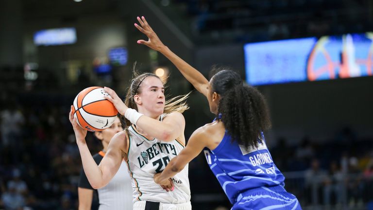 CHICAGO, IL - JULY 29: Chicago Sky guard Rebekah Gardner (35) guards New York Liberty guard Sabrina Ionescu (20) during a WNBA game between the New York Liberty and the Chicago Sky on July 29, 2022, at Wintrust Arena in Chicago, IL. 