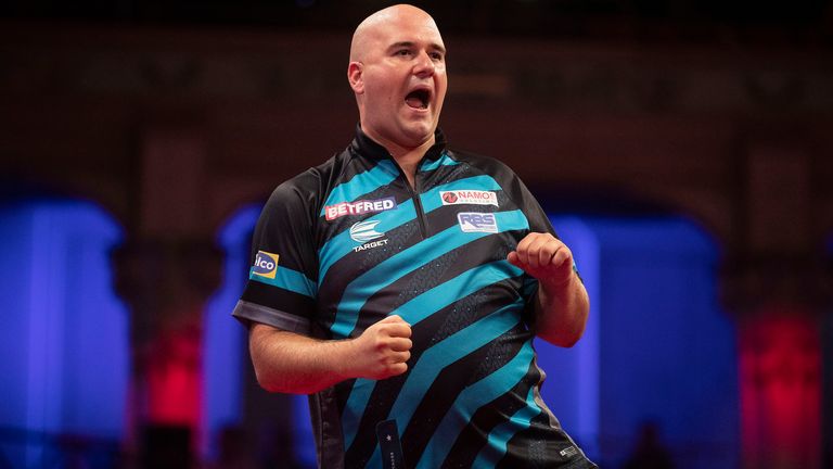 Monday's World Matchplay first round game between Rob Cross and Chris Dobey