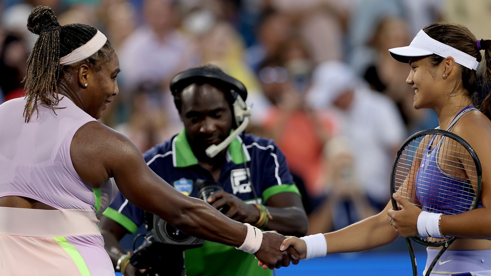 Emma Raducanu beats Serena Williams in straight sets at Western and Southern Open in Cincinnati
