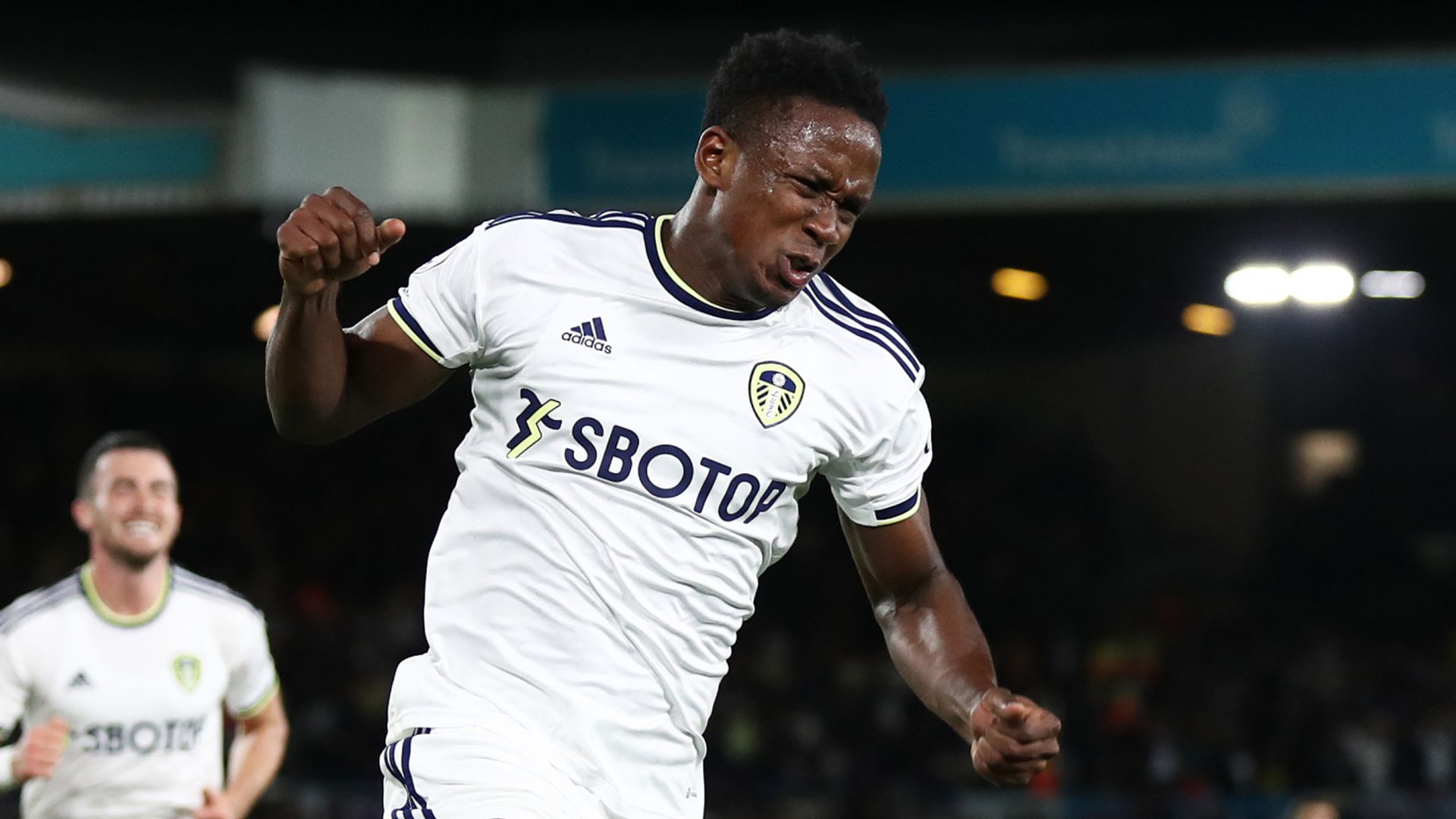 Sinisterra strike denies Everton first PL win of season