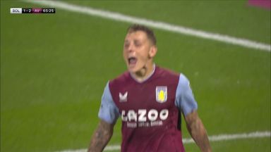 Digne makes it 3-1 to Villa 