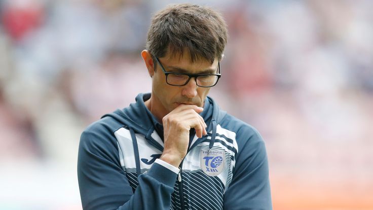 Picture by Ed Sykes/SWpix.com - 24/06/2022 - Rugby League - Betfred Super League Round 16 - Wigan Warriors v Toulouse Olympique - DW Stadium, Wigan, England - Toulouse Olympique head coach Sylvain Houles