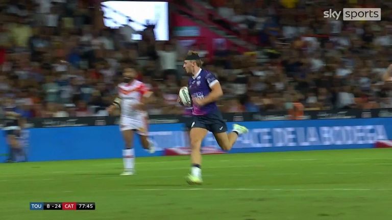 Olly Ashall-Bott breaks from just inside his own half and sprints clear to finish under the posts to give Toulouse a late try!