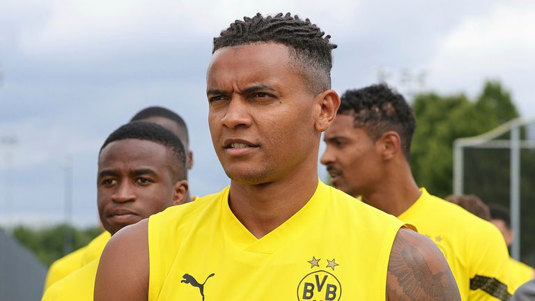 Dortmund centre-back Manuel Akanji interests Man City