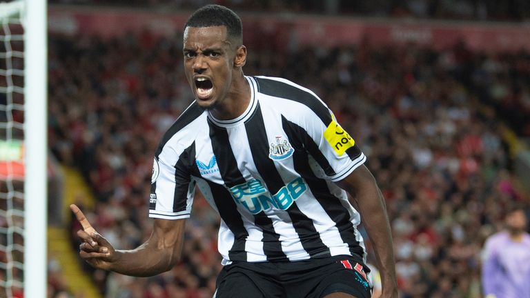 Alexander Isak celebrates scoring on his Newcastle debut