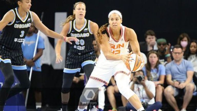 Highlights of the WNBA game between the Connecticut Sun and the Chicago Sky.