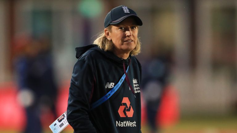 File foto tertanggal 30-09-2020 dari Lisa Keightley, yang akan meninggalkan perannya sebagai pelatih kepala Inggris pada akhir musim panas, Dewan Kriket Inggris dan Wales telah mengumumkan.  Tanggal penerbitan: Selasa 9 Agustus 2022.