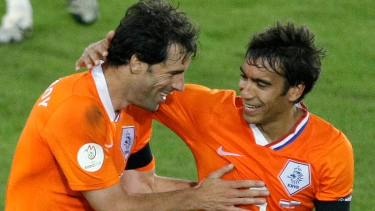 Giovanni van Bronckhorst (right) will come up against his former Netherlands team-mate Ruud van Nistelrooy (left)