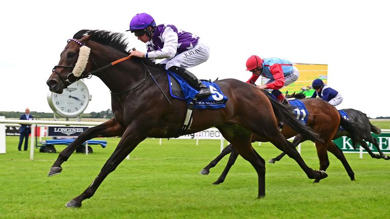 Go Bears Go y Rossa Ryan ganan el Phoenix Sprint Stakes para el entrenador David Loughnane