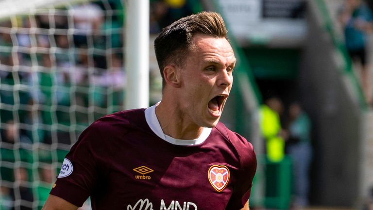 EDINBURGH, SCOTLAND - AUGUST 07: Lawrence Shankland celebrates after scoring to make It 1-0 Hearts.during a cinch Premiership match between Hibernian and Heart of Midlothian at Easter Road, on August 07, 2022, in Edinburgh, Scotland. (Photo by Alan Harvey / SNS Group)