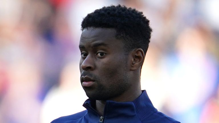 Marc Guehi de Inglaterra durante el partido de fútbol de la Liga de Naciones de la UEFA entre Inglaterra y Hungría en el estadio Molineux en Wolverhampton, Inglaterra, el martes 14 de junio de 2022. (Foto AP/Jon Super)