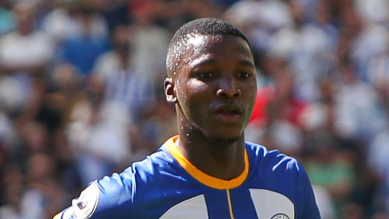 Moises Caicedo de Brighton y Hove Albion durante el partido de la Premier League en el estadio AMEX, Brighton.  Imagen fecha: sábado, 13 de agosto de 2022.