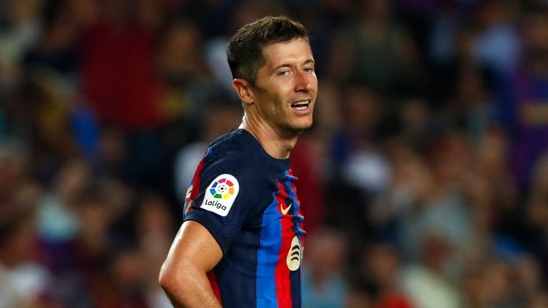 Robert Lewandowski no pudo inspirar al Barcelona