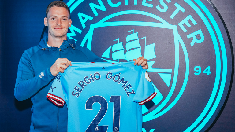 Sergio Gomez signs for Manchester City