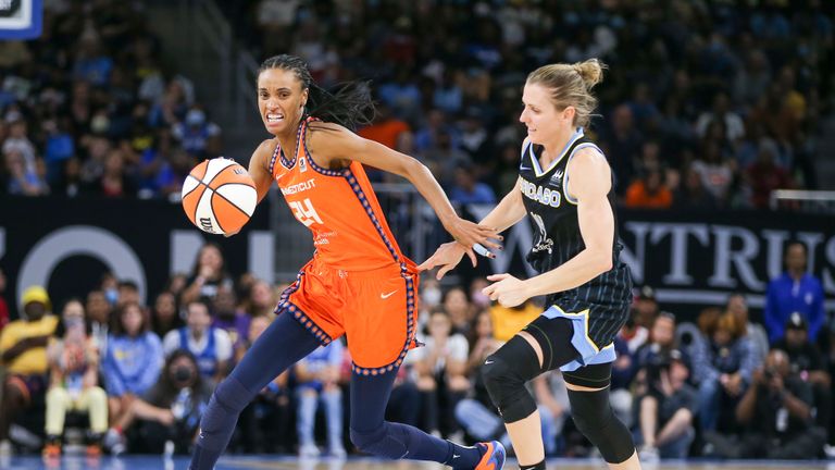 Connecticut Sun forward DeWanna Bonner and Chicago Sky guard Allie Quigley in action during the second half in game 1 of the WNBA Semifinals between the Connecticut Sun and the Chicago Sky on August 28, 2022, at Wintrust Arena in Chicago, IL.