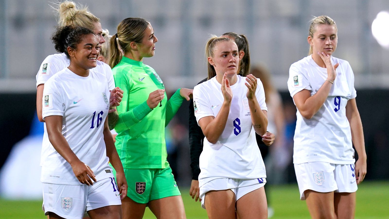 Diskussionspunkte für englische Frauen: Löwinnen in guten Händen bei Mary Earps, Lauren James strahlt bei ihrem Debüt Qualität aus und Alessia Russo ist es wert |  Fußball Nachrichten