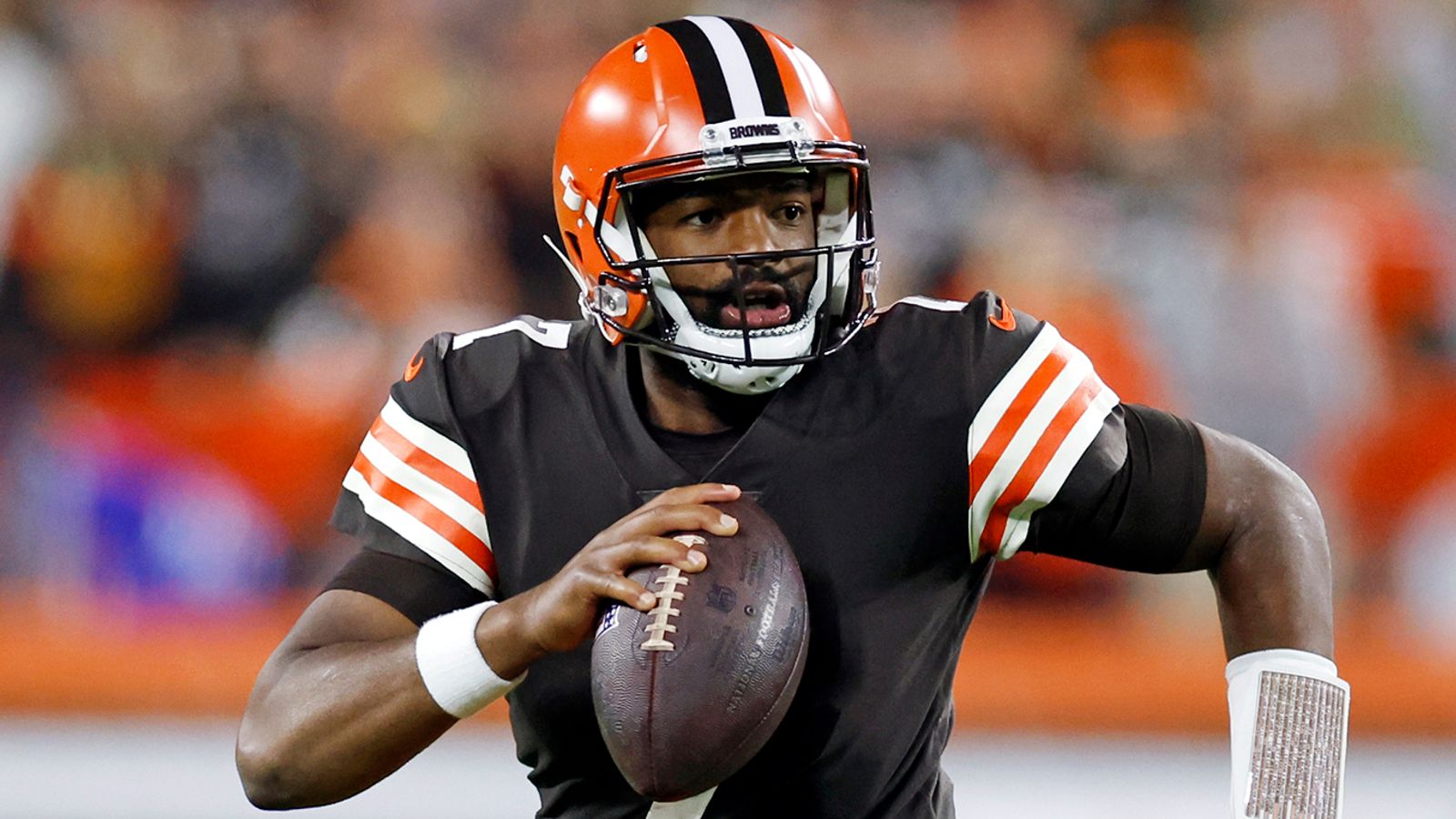 Pittsburgh Steelers 17-29 Cleveland Browns: Jacoby Brissett throws