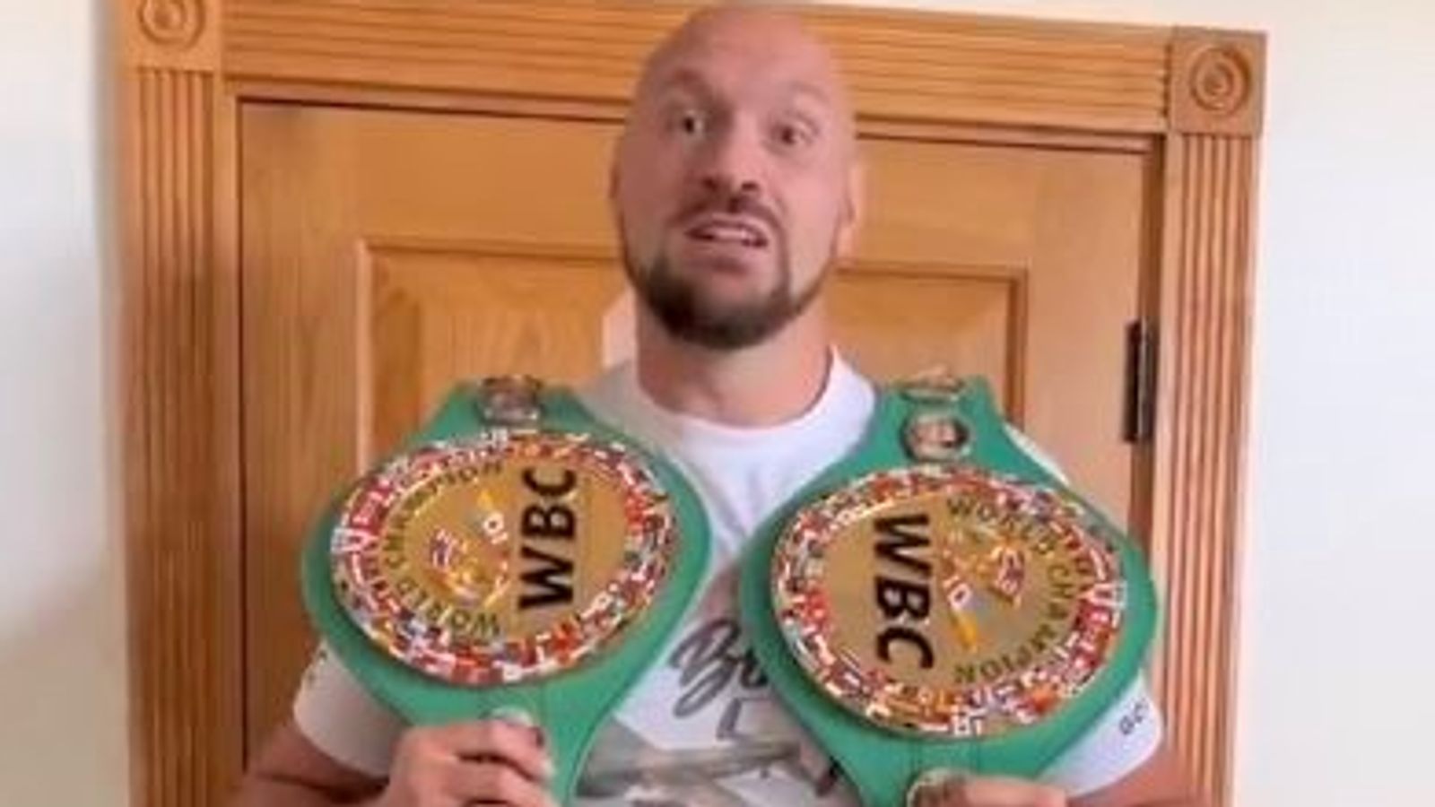 Tyson Fury bietet Anthony Joshua dieses Jahr eine Kampfchance: „Sagen Sie mir, wenn Sie interessiert sind“, sagt Fury zu AJ |  Boxnachrichten
