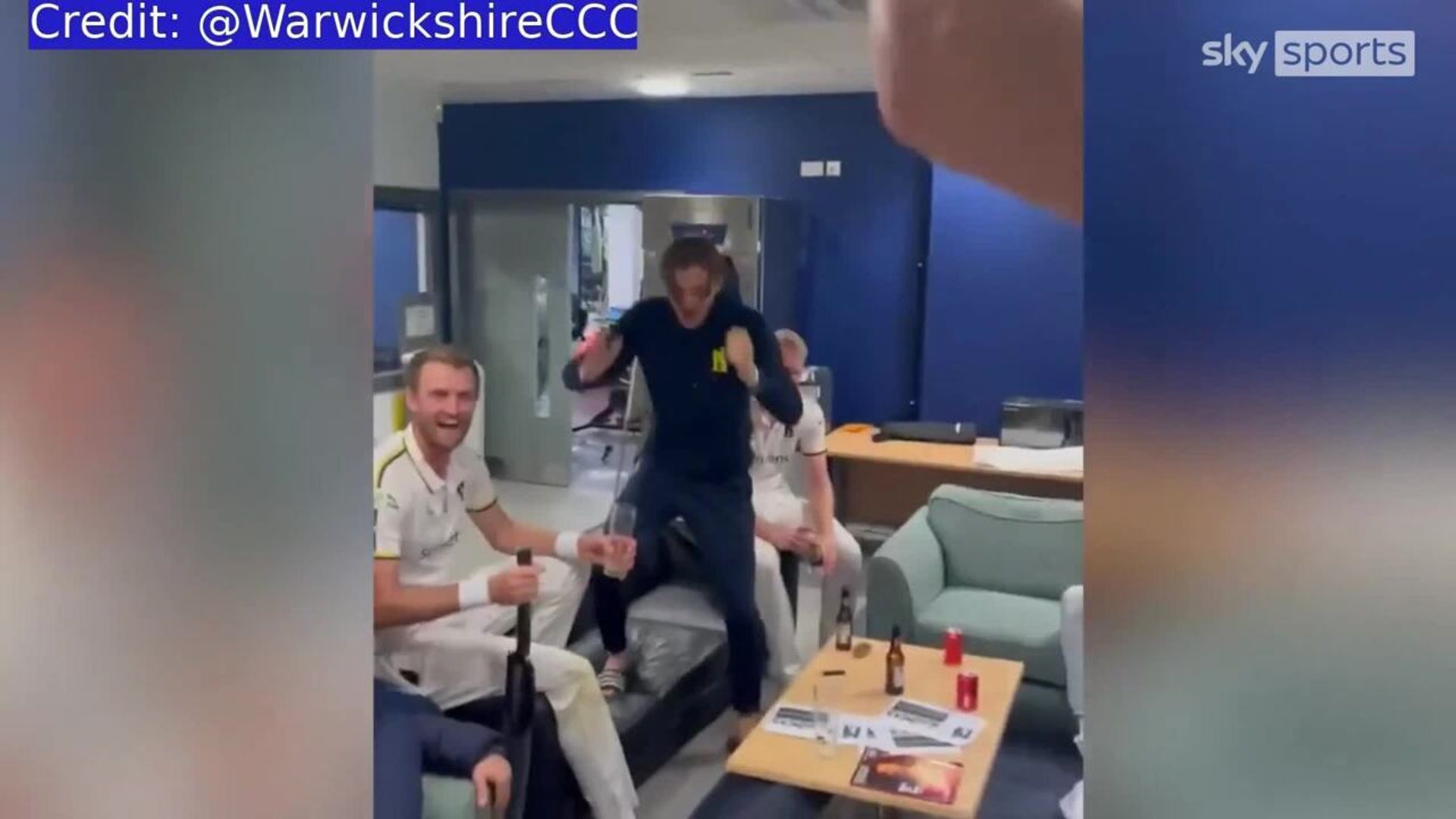 'Norwell's magic, he wears a magic hat' - Warwickshire serenade bowling hero