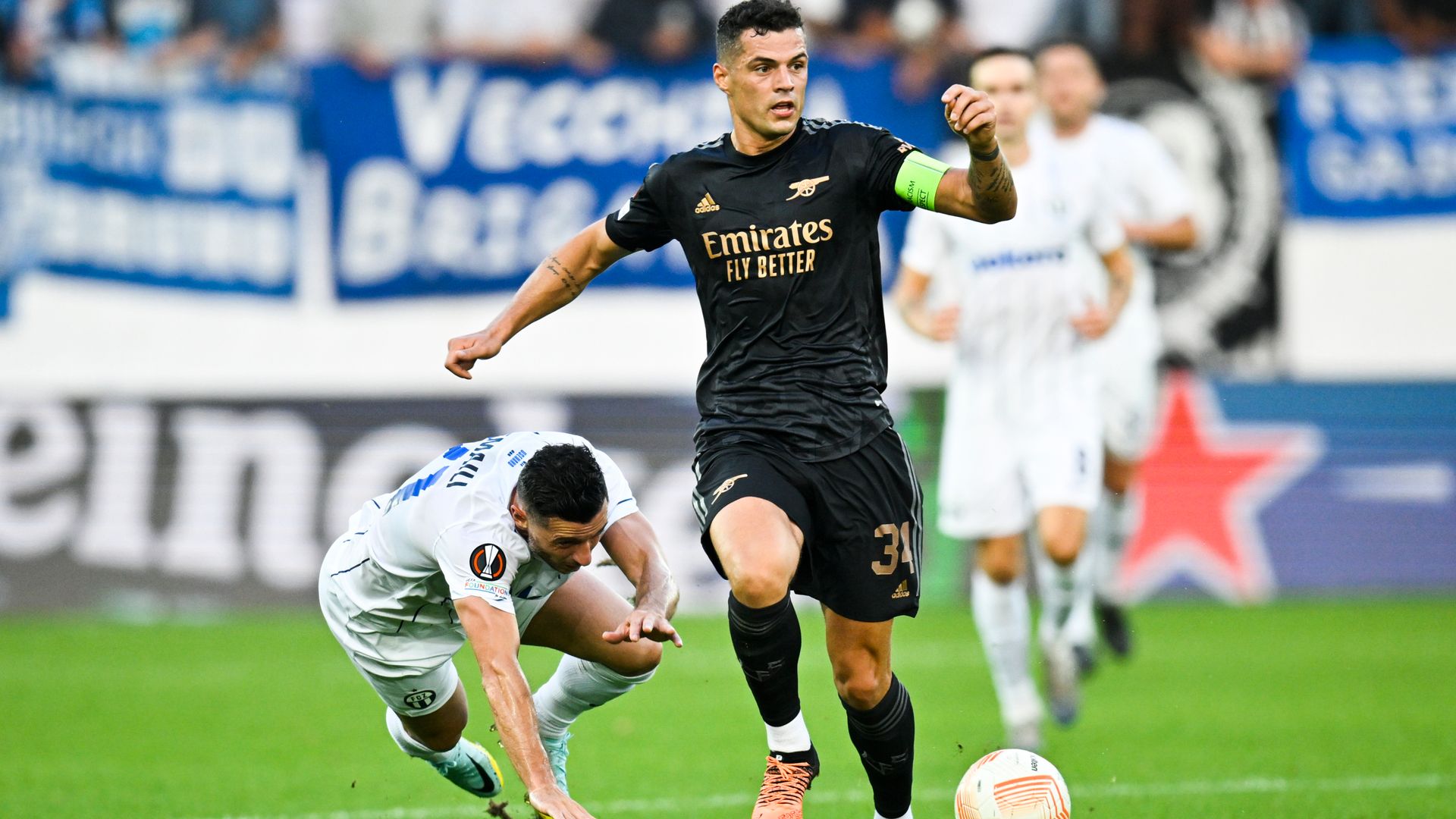 Arsenal begin Europa League campaign with victory