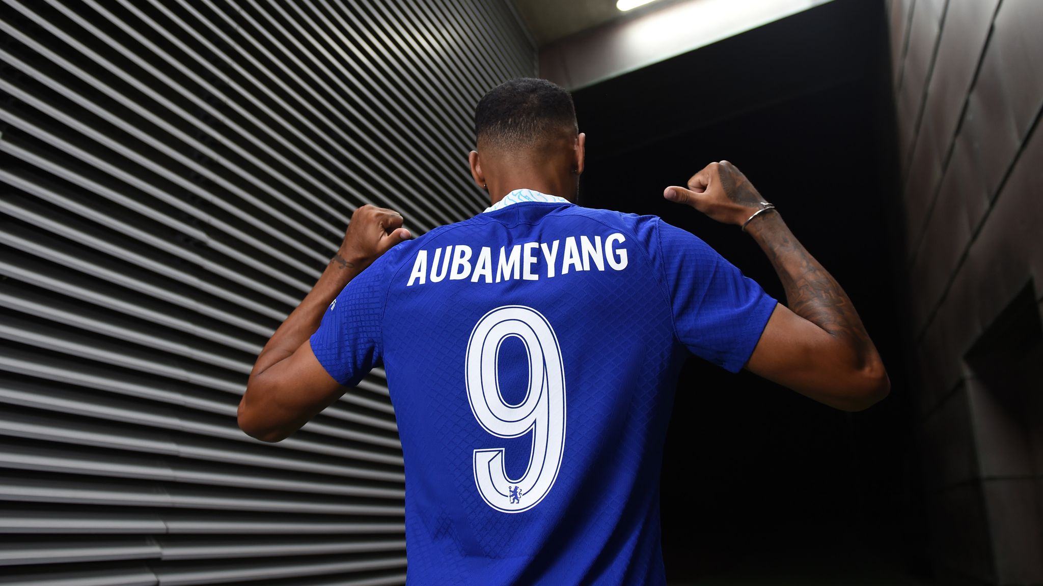 Olympique de Marseille sign Pierre-Emerick Aubameyang from Chelsea