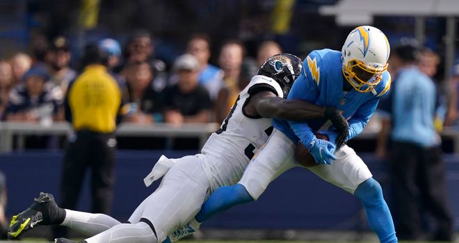 Chiefs fall to 1-2 after after turnover-plagued loss to Chargers