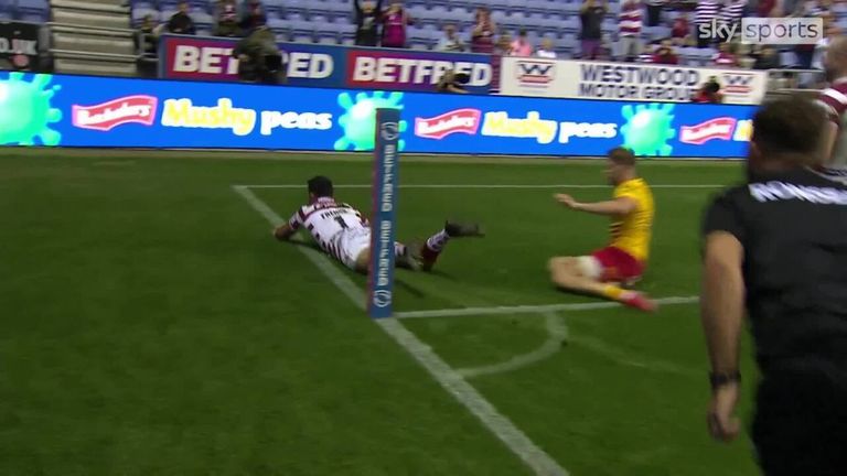 Another try from Bevan French and his 31st of the season in total